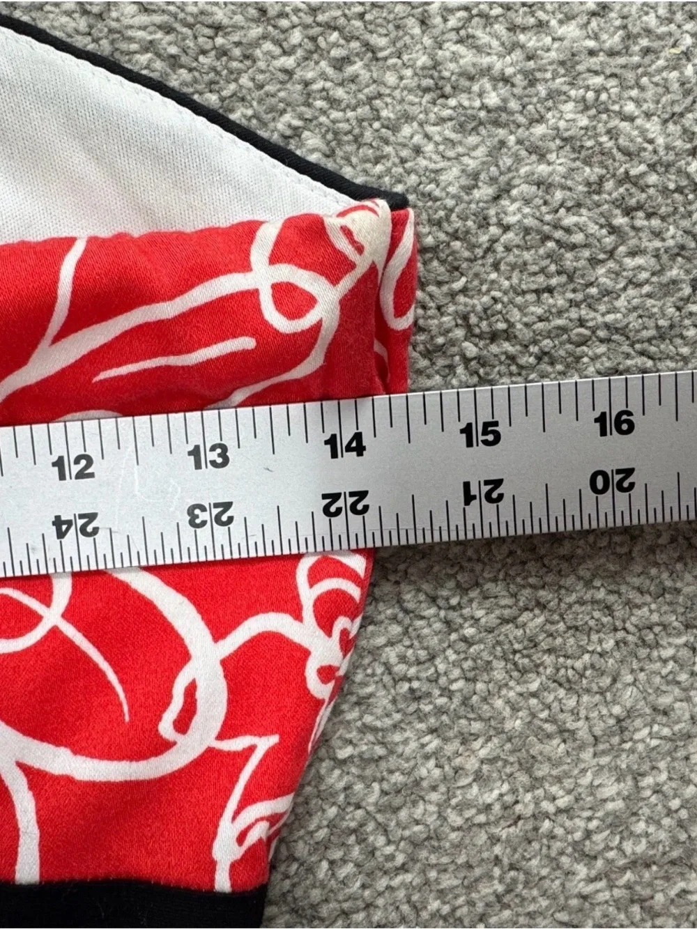 B. Smart Red & White Abstract Floral Mini Dress Black Bow Sweetheart Neck Size 6 - Picture 8 of 8